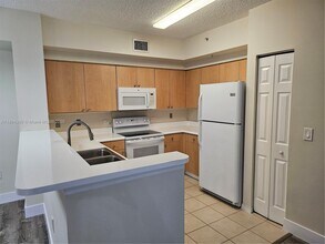 2301 W Preserve Way in Miramar, FL - Building Photo - Building Photo