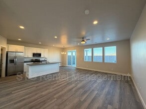 1010 S 4380 W in Hurricane, UT - Building Photo - Building Photo