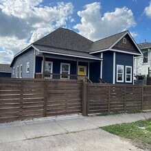 2115 Fulton St in Houston, TX - Building Photo - Building Photo