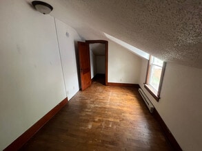1207 10th St S in La crosse, WI - Foto de edificio - Building Photo