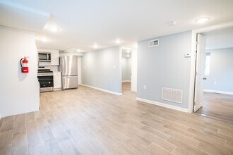 38 Mill St in Bloomfield, NJ - Building Photo - Building Photo