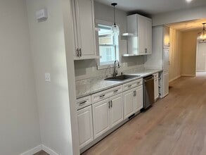 767 2nd Ave in Berlin, NH - Building Photo - Building Photo