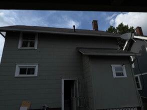 1310 Ray Pl NW in Canton, OH - Building Photo - Building Photo