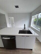 2855 Royal Palm Ave in Miami Beach, FL - Building Photo - Building Photo