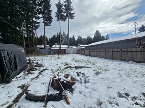 49634 High Prairie Loop in Oakridge, OR - Building Photo - Building Photo