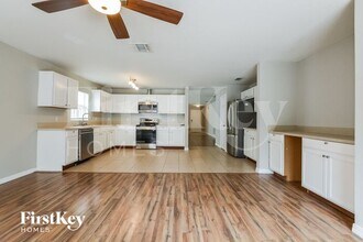 315 Willowbay Ridge St in Sanford, FL - Building Photo - Building Photo