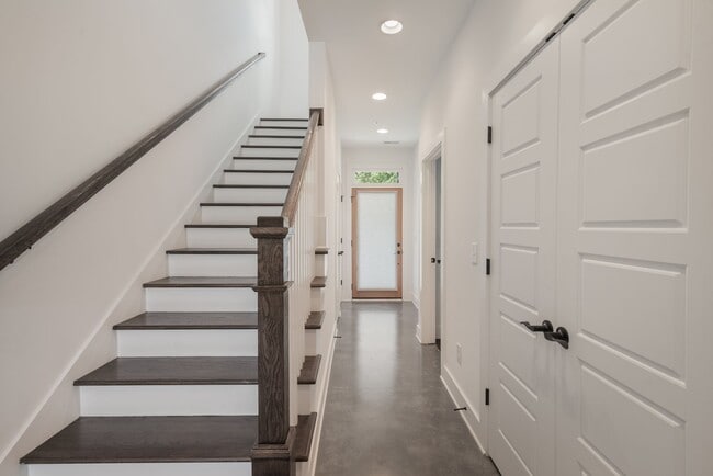 1040 Maynor Ave in Nashville, TN - Building Photo - Building Photo