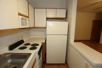 640 W Barry in Chicago, IL - Building Photo - Building Photo