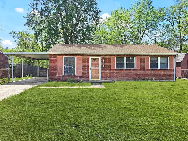 property at 8602 Gary Wy