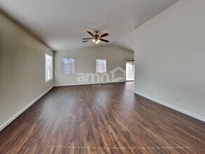 11340 W Hutton Dr in Surprise, AZ - Building Photo - Building Photo