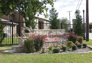 Red Oak Apartments in Red Oak, TX - Building Photo - Building Photo