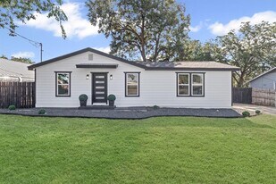 901 N Church St in Georgetown, TX - Building Photo