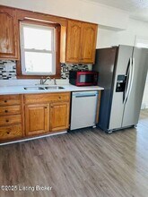 4105 North Ln in Louisville, KY - Building Photo - Building Photo