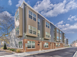 Sharswood Crossing in Philadelphia, PA - Foto de edificio - Building Photo