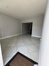 841 NW 5th Ave in Pompano Beach, FL - Building Photo - Building Photo