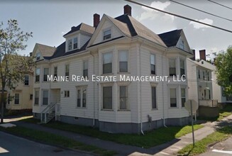 133 Essex St in Bangor, ME - Building Photo - Building Photo