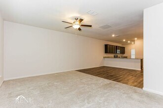 104 Coyote Trl in Newark, TX - Building Photo - Building Photo