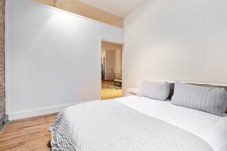 150 Chambers St in New York, NY - Building Photo - Building Photo