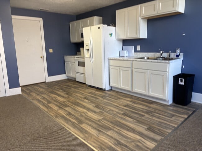 property at 121 W Main St