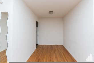 6830 N Sheridan Rd in Chicago, IL - Building Photo - Building Photo