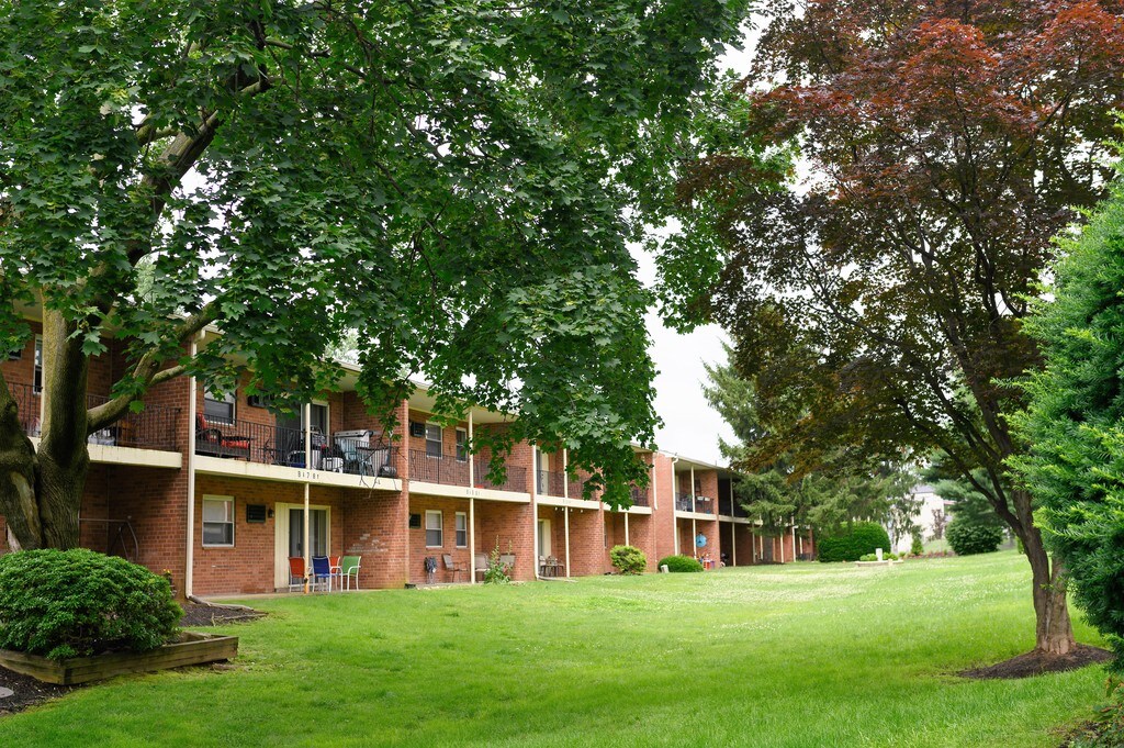 Colonial Point Apartments FeastervilleTrevose, PA Apartments