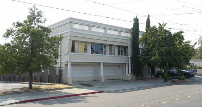 1013 G St in Antioch, CA - Building Photo - Building Photo