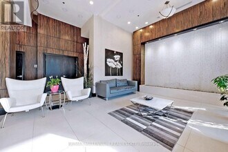 25-1525 Lower Simcoe St in Toronto, ON - Building Photo - Building Photo