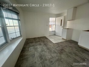 23017 Watergate Cir in Boca Raton, FL - Building Photo - Building Photo