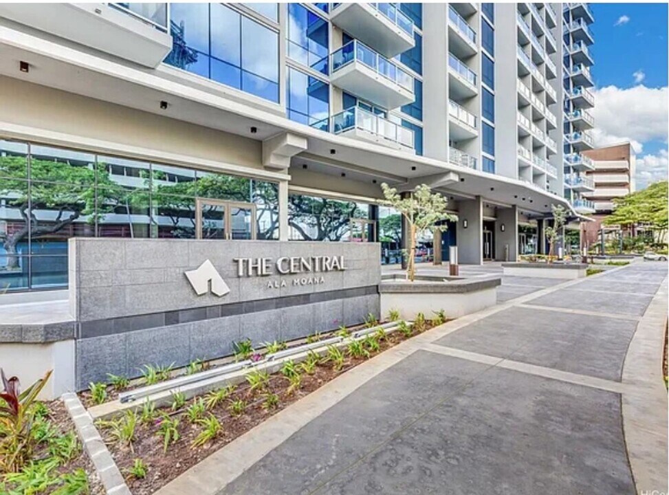 1391 Kapiolani Blvd in Honolulu, HI - Building Photo