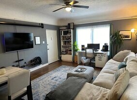 409 N Curson Ave, Unit 409 in Los Angeles, CA - Building Photo