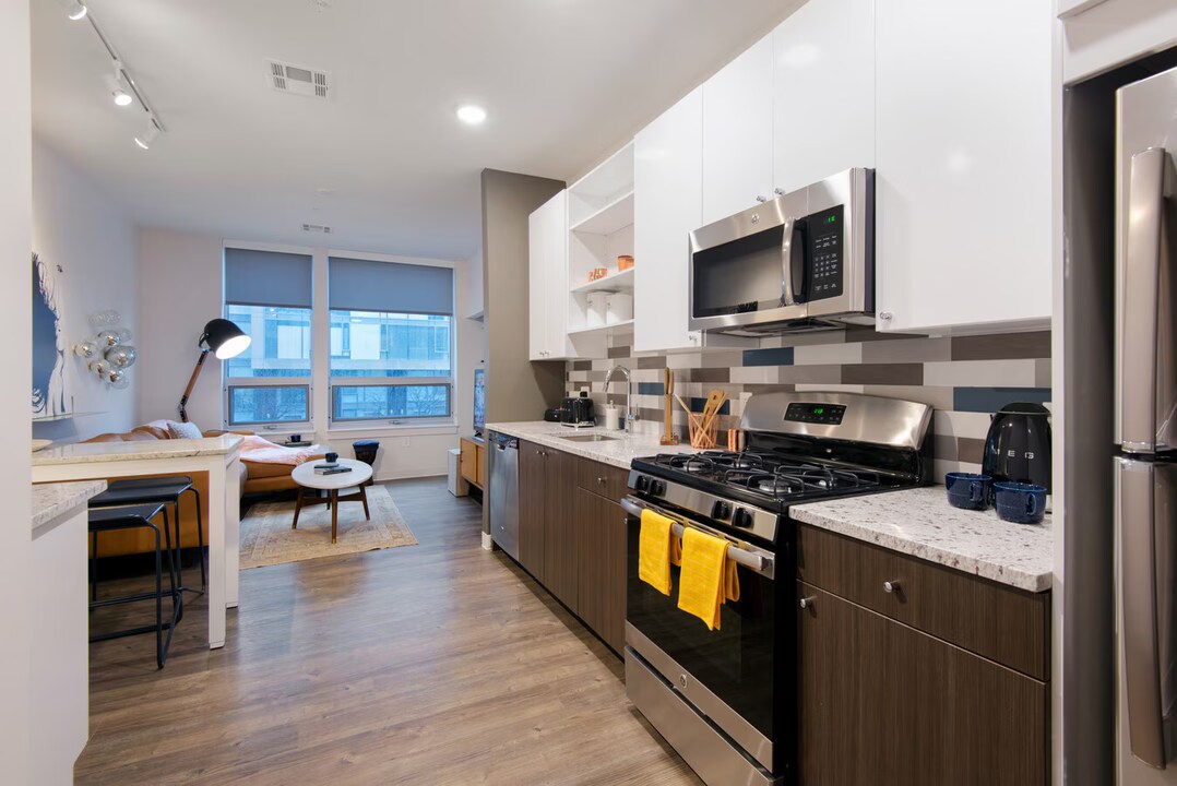 5 Glassworks Ave, Unit 2-665 in Cambridge, MA - Building Photo