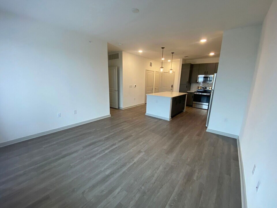 2670 S A.W. Grimes Blvd in Round Rock, TX - Building Photo