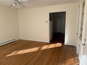 14 Bridge St in Florida, NY - Building Photo - Building Photo