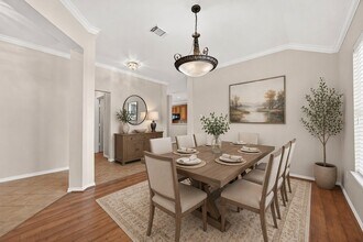 1646 Martin Lake Dr in Richmond, TX - Foto de edificio - Building Photo