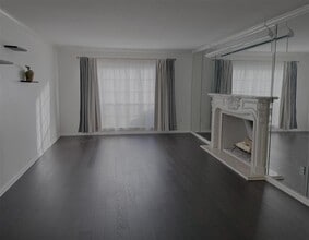 2600 Bellefontaine in Houston, TX - Building Photo - Building Photo