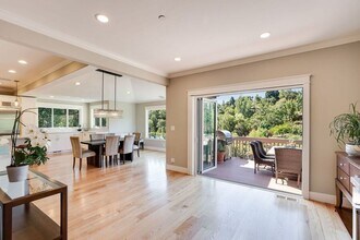 3341 Oak Knoll Dr in Emerald Hills, CA - Building Photo - Building Photo