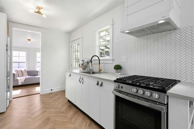 1714 Canterbury St in Austin, TX - Building Photo - Building Photo