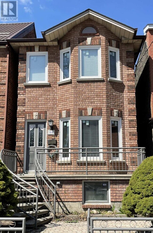 14 Garnet Ave