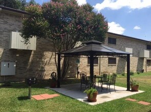 Shoal Creek North in Austin, TX - Building Photo - Building Photo