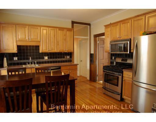 6 Bellflower St, Unit 3 in Boston, MA - Building Photo