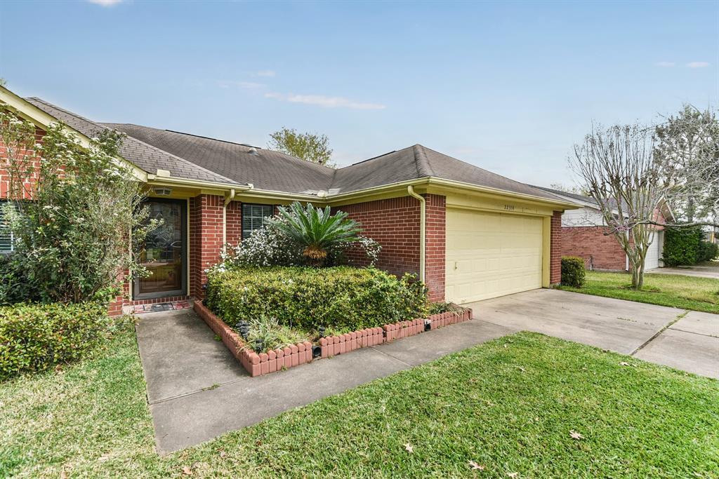 22314 Rangeview Dr in Katy, TX - Building Photo
