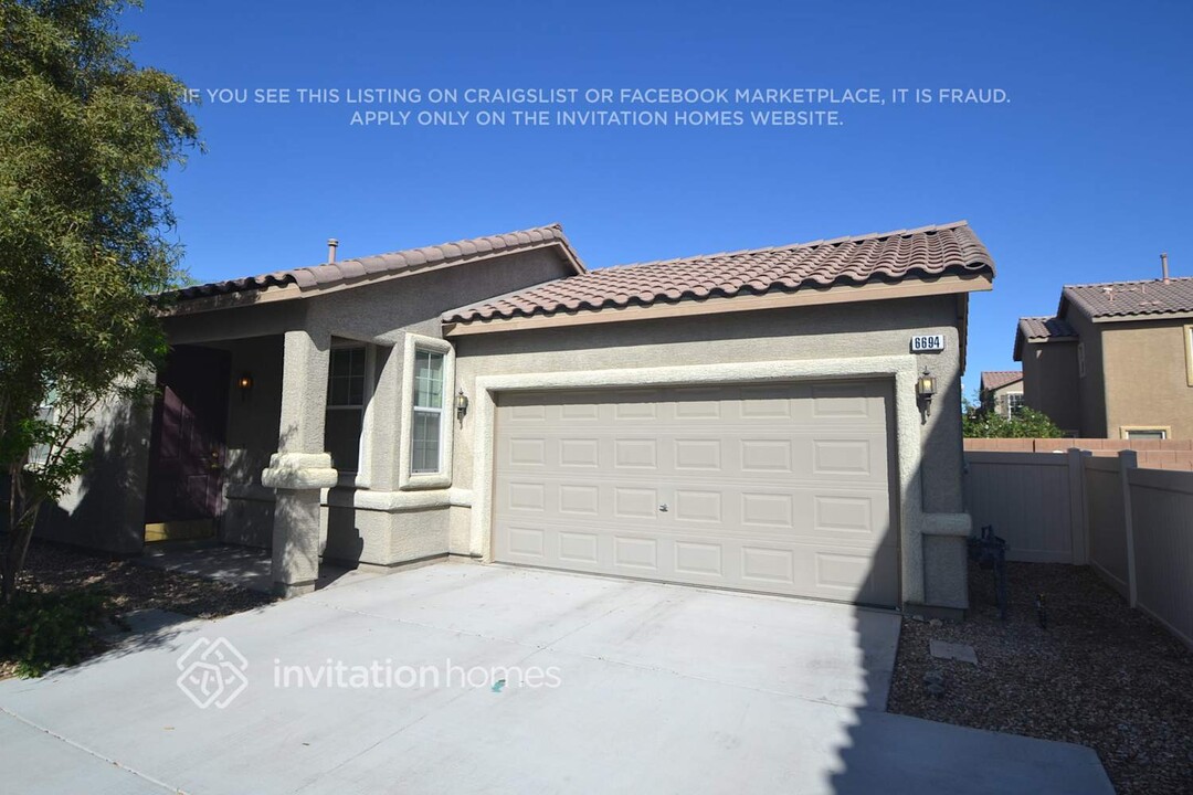 6694 Frances Celia Ave in Las Vegas, NV - Building Photo