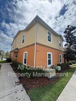 4054 Winding Vine Dr in Lakeland, FL - Building Photo