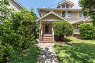 3819 1/2 Woodley Rd NW in Washington, DC - Building Photo
