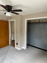 2569 E Midlothian Blvd in Struthers, OH - Building Photo - Building Photo