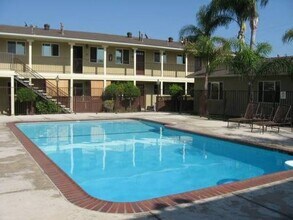 921 E 4th St, Unit E4TH21 in National City, CA - Building Photo - Building Photo
