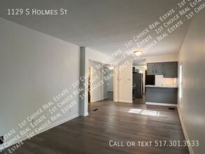1129 S Holmes St in Lansing, MI - Building Photo - Building Photo