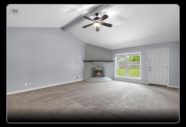 10304 Sunset Ln in Conroe, TX - Building Photo - Building Photo