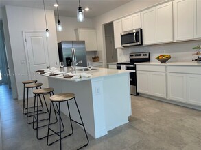 8366 NW 7th Ct in Plantation, FL - Building Photo - Building Photo