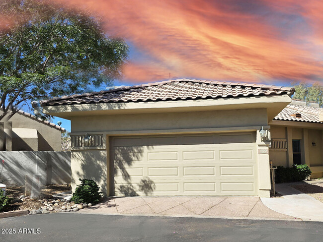 property at 6510 S Hazelton Ln